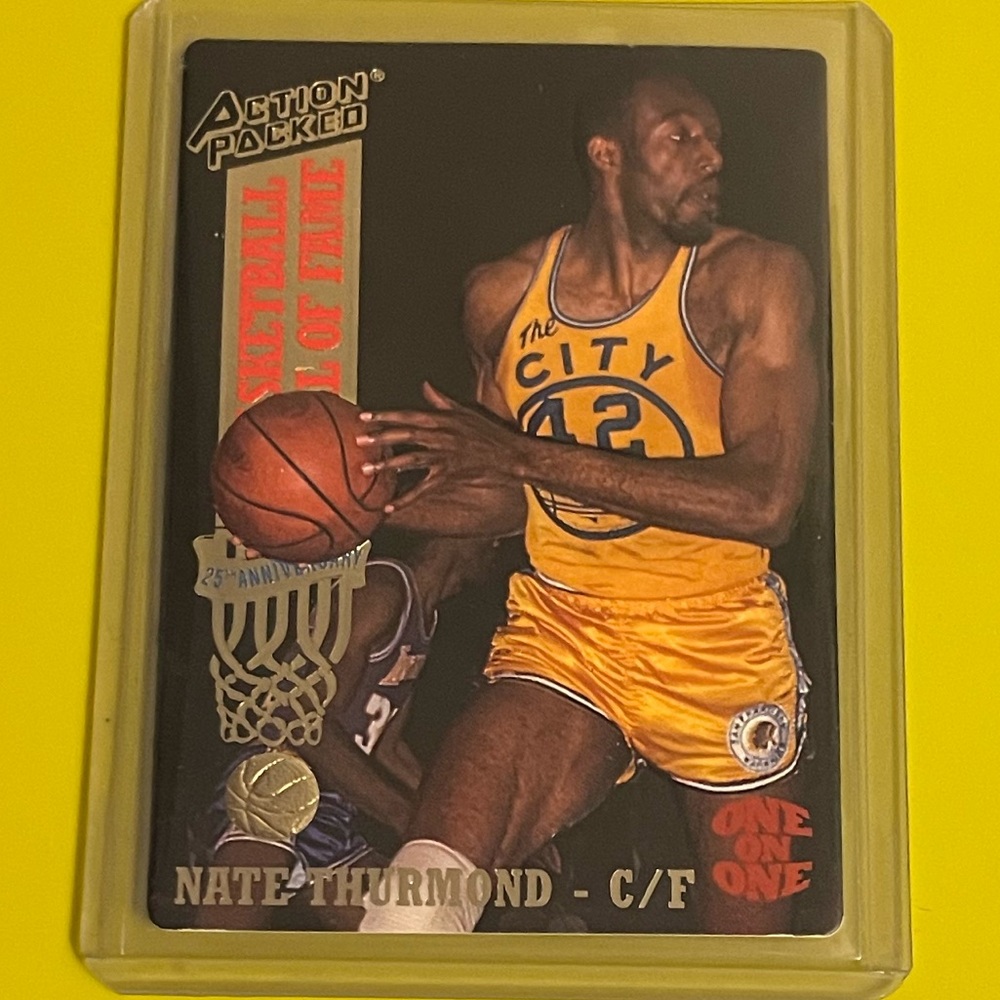 Nate Thurmond #10 1993-94 Action Packed [Hall Of Fame] Basketball Trading Card